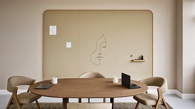 Chameleon Curve Wall Oak 2
