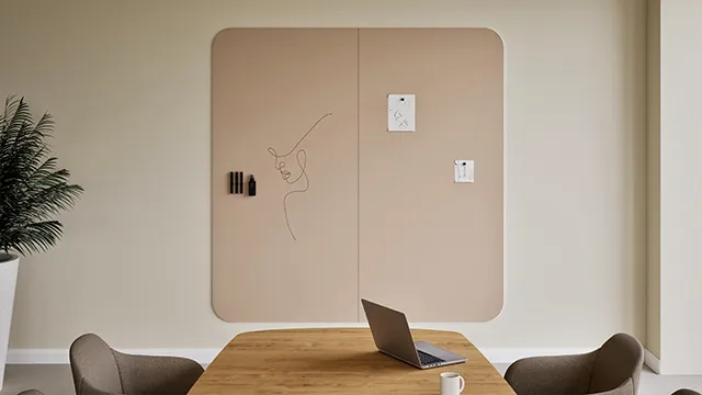 Chameleon Curve Wall 2